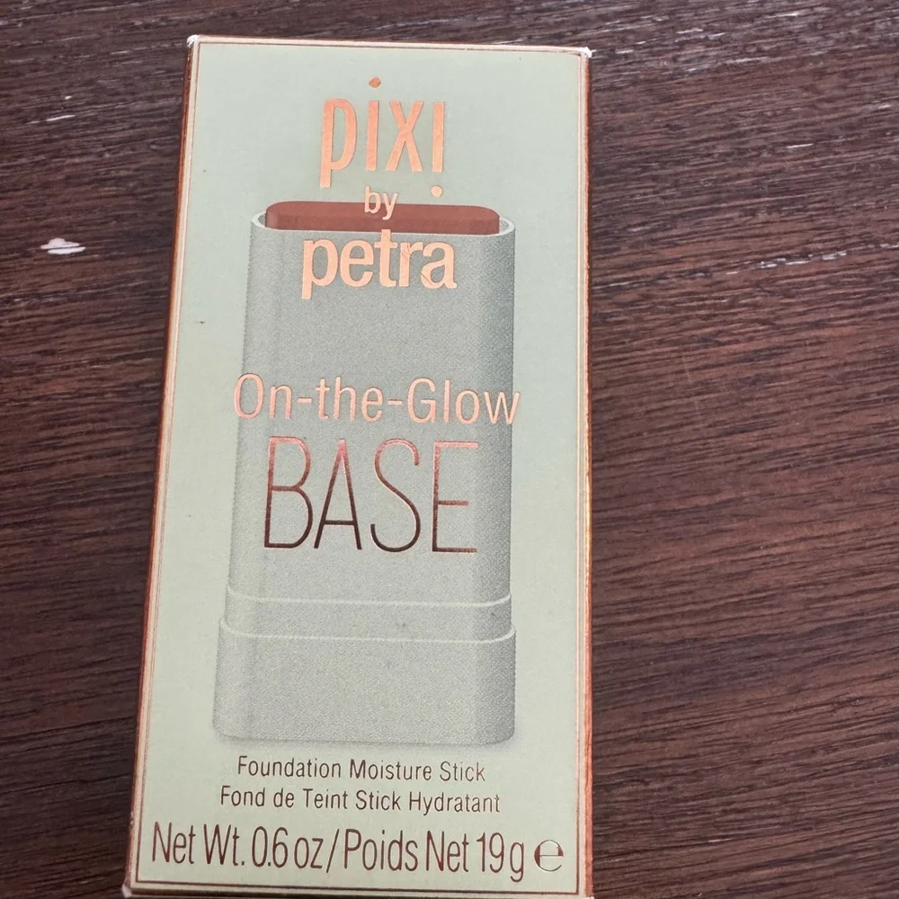Pixi by Petra On-the-Glow Base Caramel